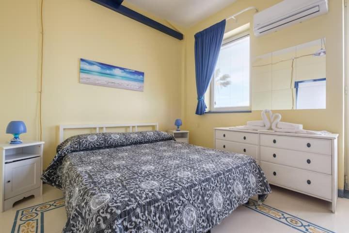Blue Eden Strait Apartment Messina Exterior photo